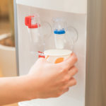 子育て世代が選ぶべきウォーターサーバーのチェックポイントとは